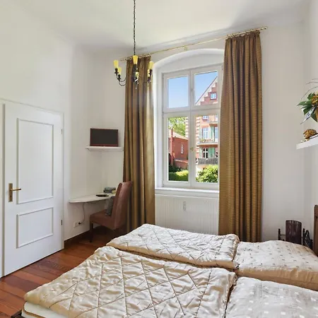 Gruenderzeitvilla 아파트